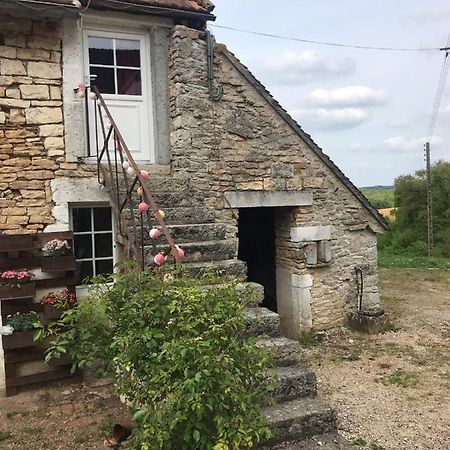 Chambre Du Ru D Ausson Bed & Breakfast Chatel-Censoir Exterior photo