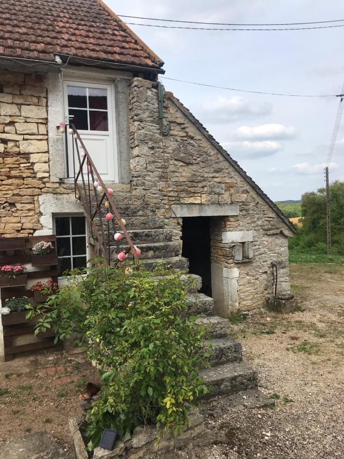 Chambre Du Ru D Ausson Bed & Breakfast Chatel-Censoir Exterior photo